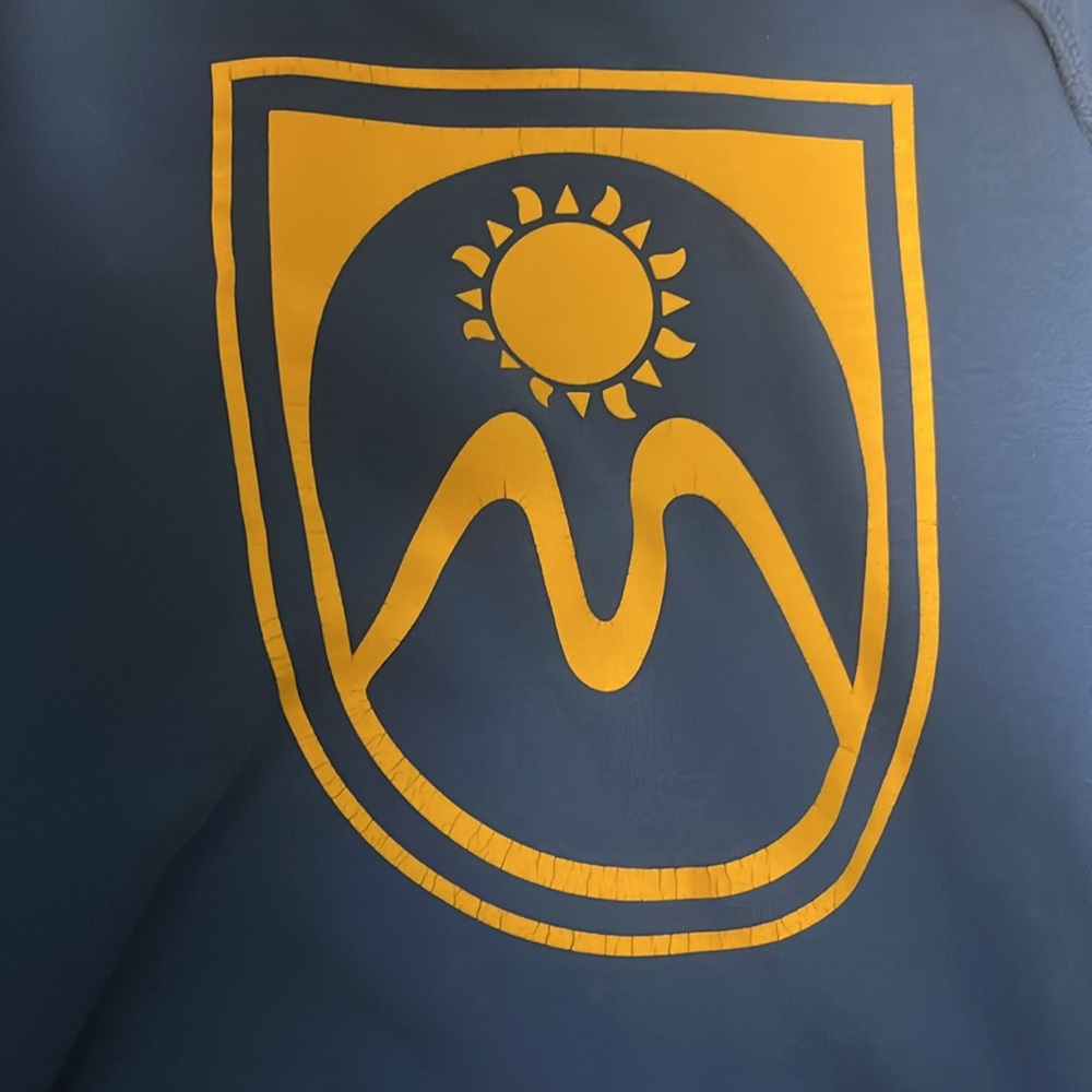 Blue and yellow mt good meadows sweatshirt - Picture 2 of 5